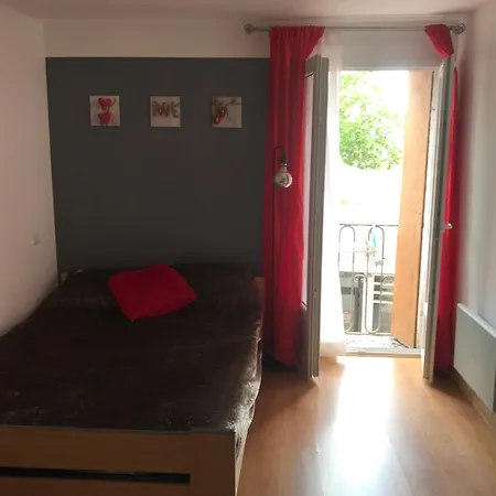 Chambre Calme En Centre Alloggio in famiglia Agde
